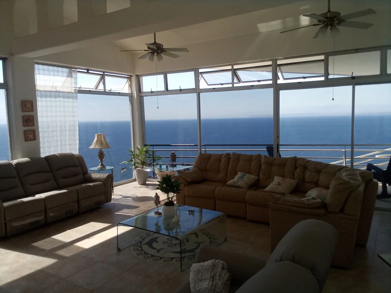 Celebrity Escape: Exquisite 4-Level Mansion with Private Infinity Pool in Altos Leona Mar! - photo 7