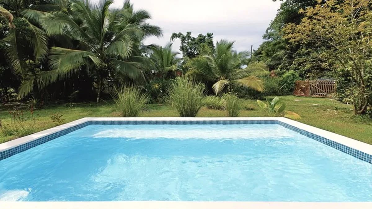 ID 947: 2 BD/2BA Renovated Home with Ocean View Near Playa Negra - photo 26