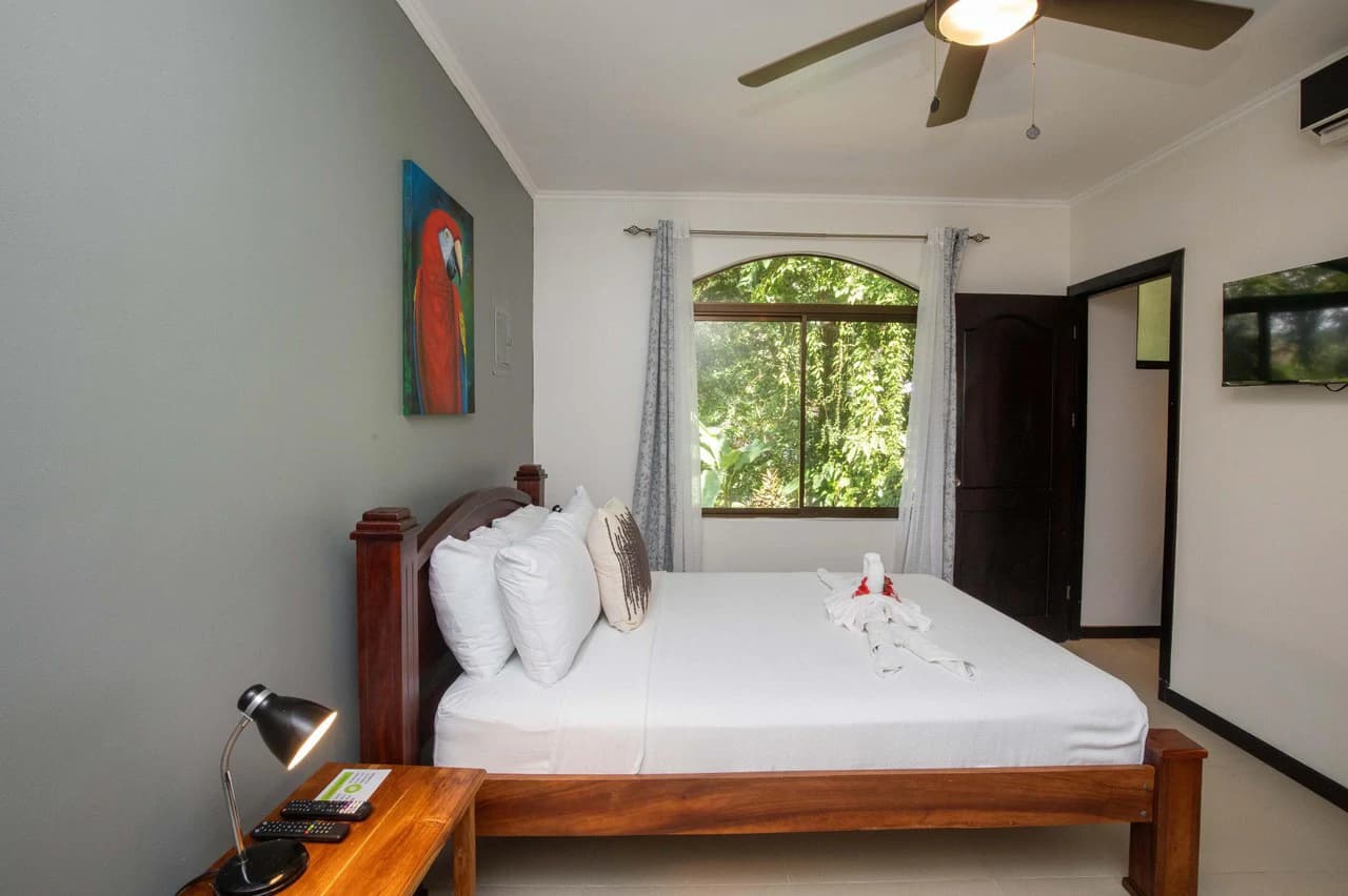 Manuel Antonio 3 bedroom- 3 bath with pool in Gated Development - photo 57