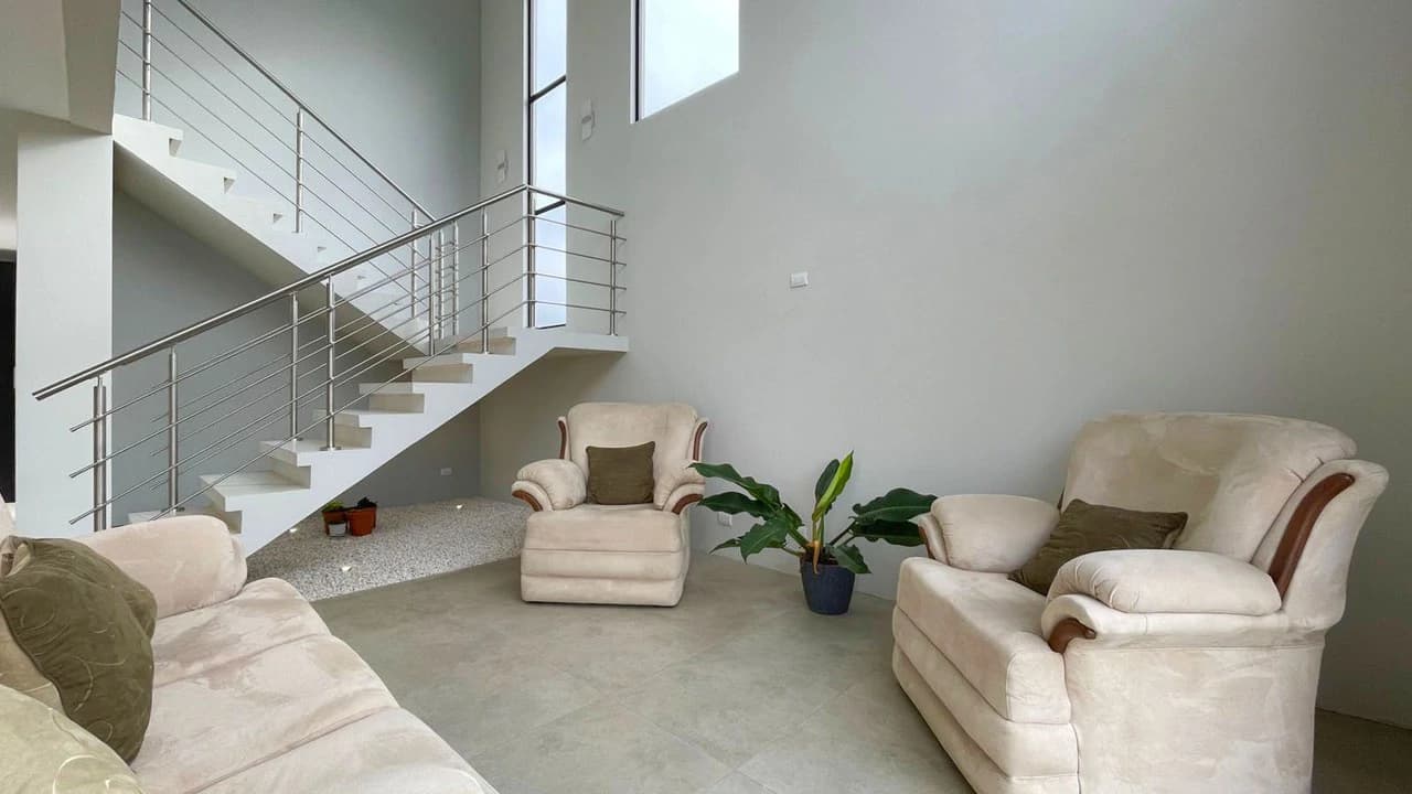 Two-Story House for Sale in San Ramón - photo 4