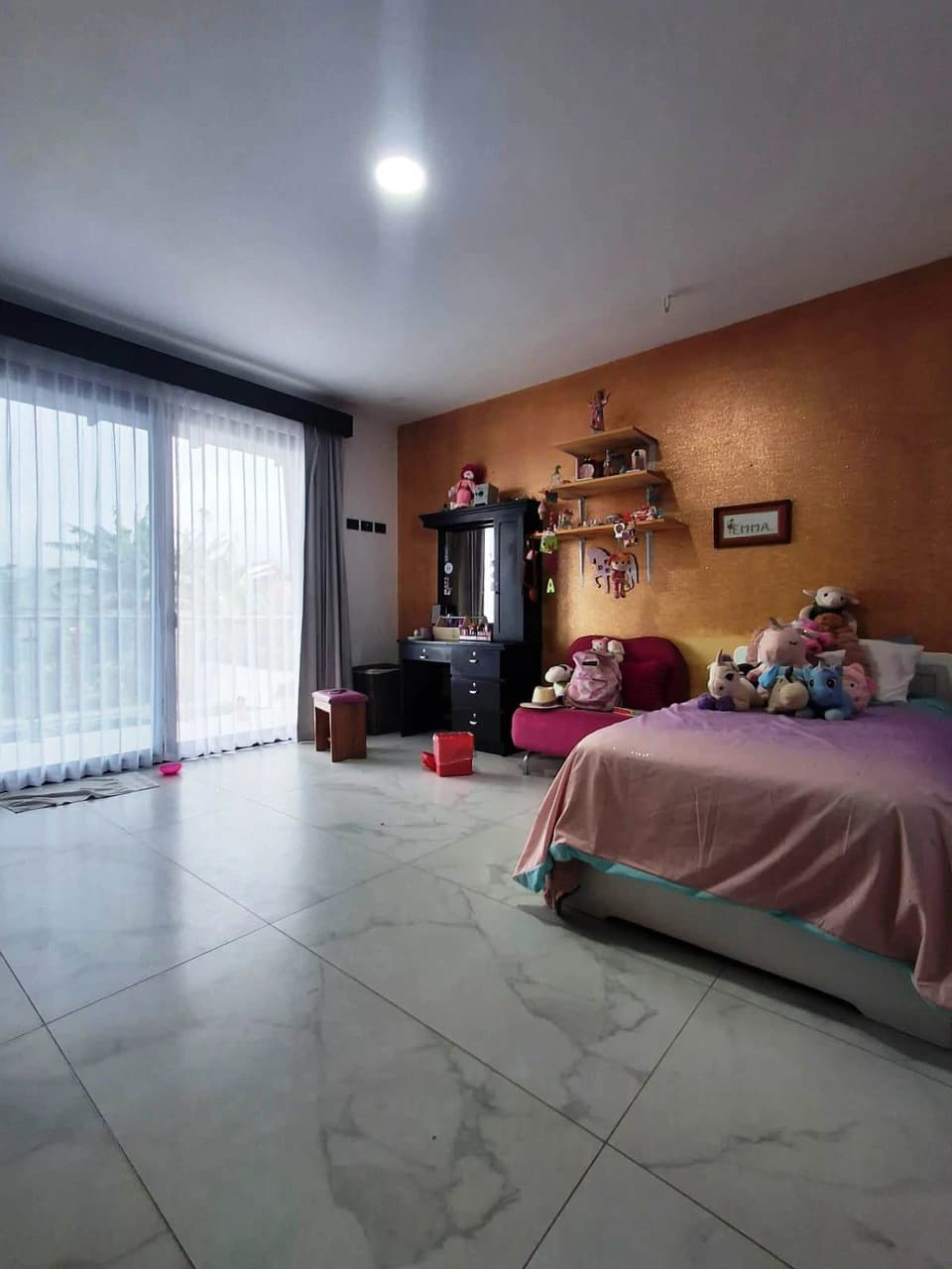 Casa Modern Elegance: 5 Bedrooms...Large Lot and Views! - photo 21