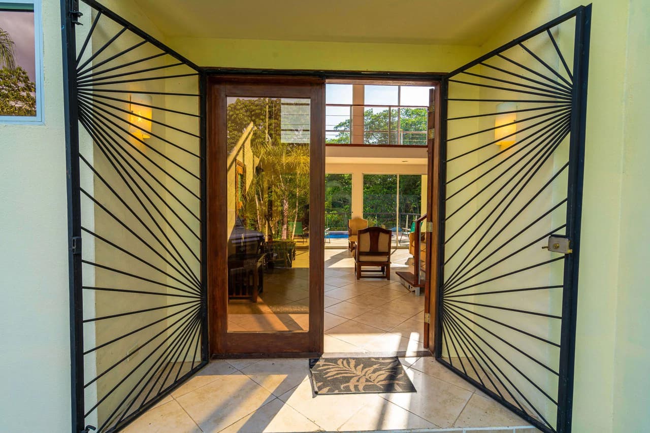 Casa Fox Las Palmas: Mountain House For Sale in Quepos - photo 22