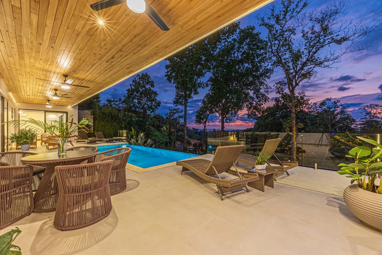 Luxury, Comfort & Investment Potential – Ocean-View Home in Uvita - photo 36