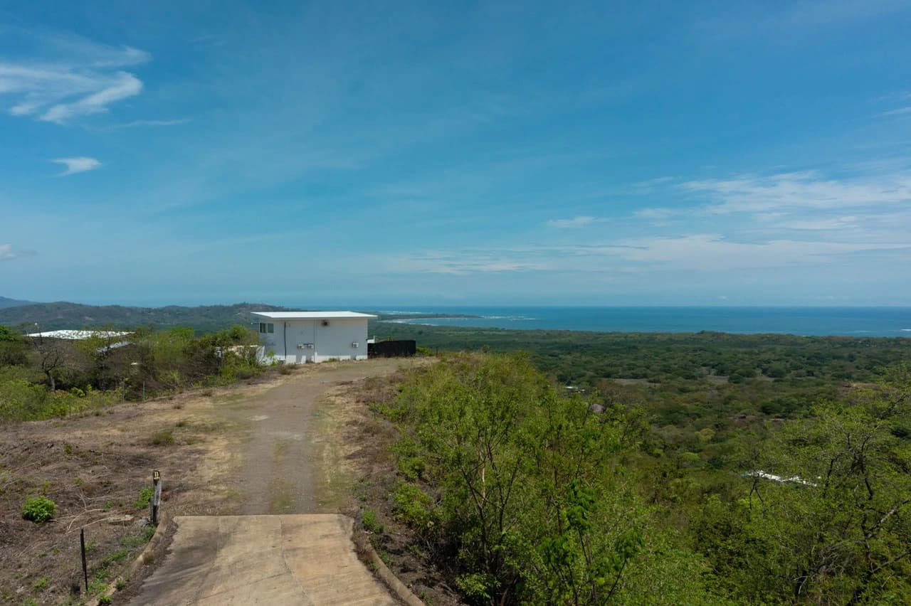 Corona del Cabo Lot 11: Top of the Ridge in Playa Grande - photo 11