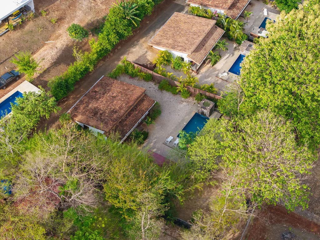 Villa Los Monos: High-Income 9-Unit Rental Property Near Playa Grande - photo 100
