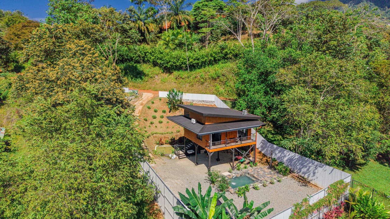 Turnkey Home in Ojochal Expansion Potential & Mountain Views - photo 2