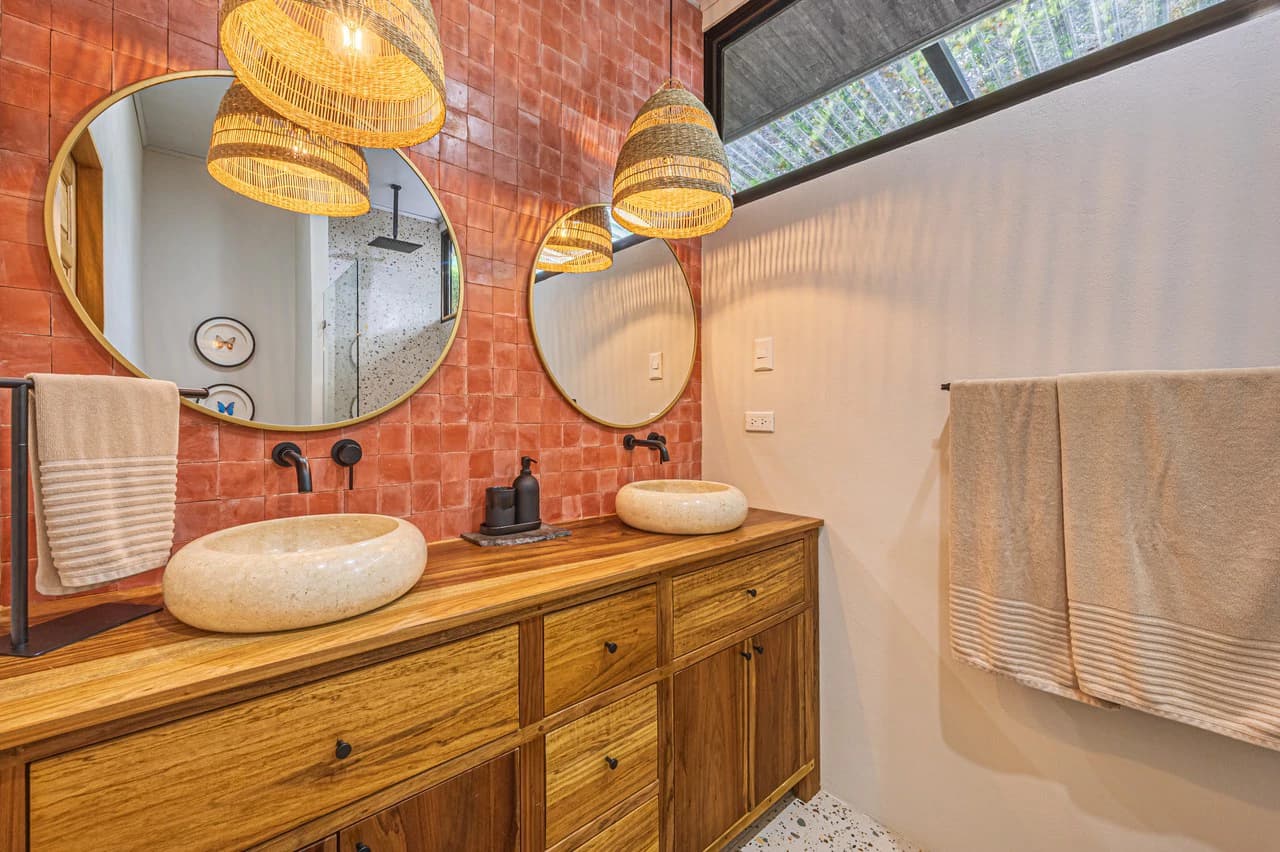 5 Out Of 5 Star Hotel for sale! - photo 44
