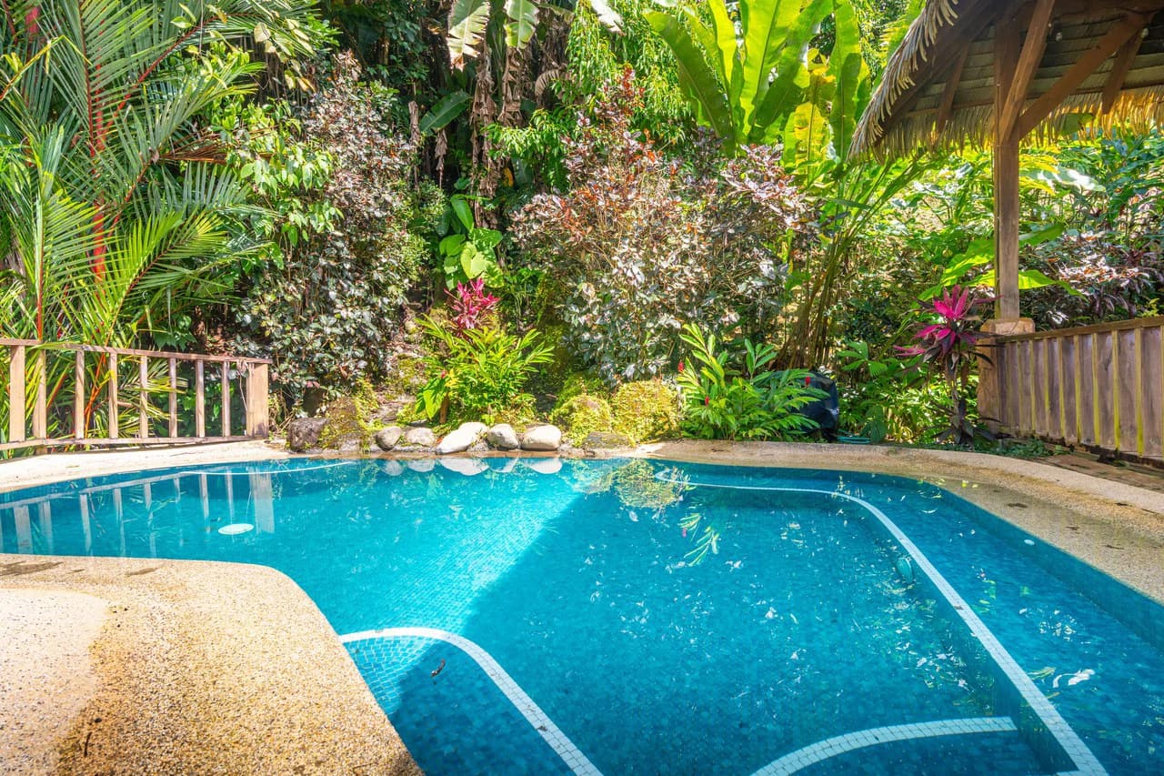 VILLA KRISTINA MARIA - 3.84 ACRES - PERLA DE BALLENA ESTATES: Mountain House For Sale in Bahía Ballena - photo 19
