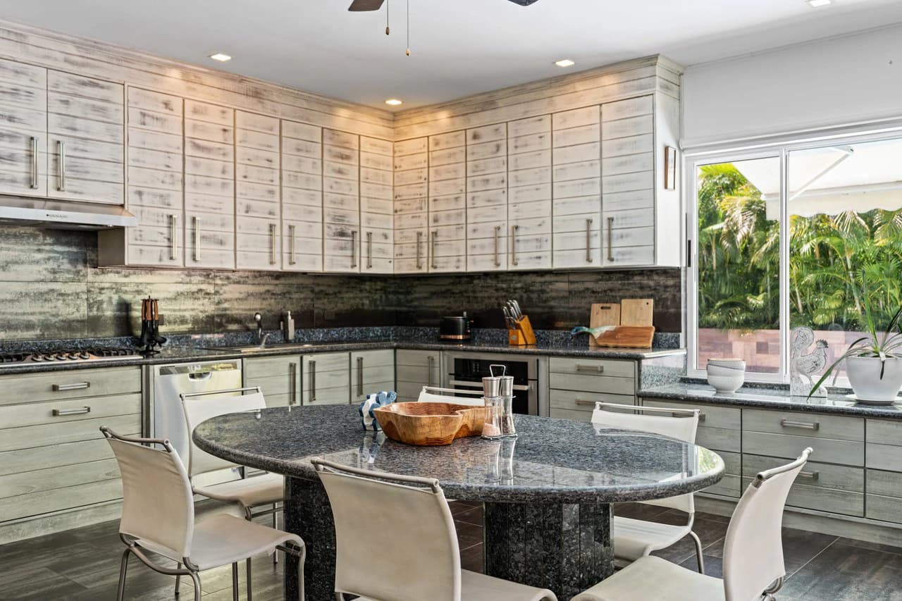 Casa de Palmas: Beautiful gated community just 5 min. to the beach! - photo 9
