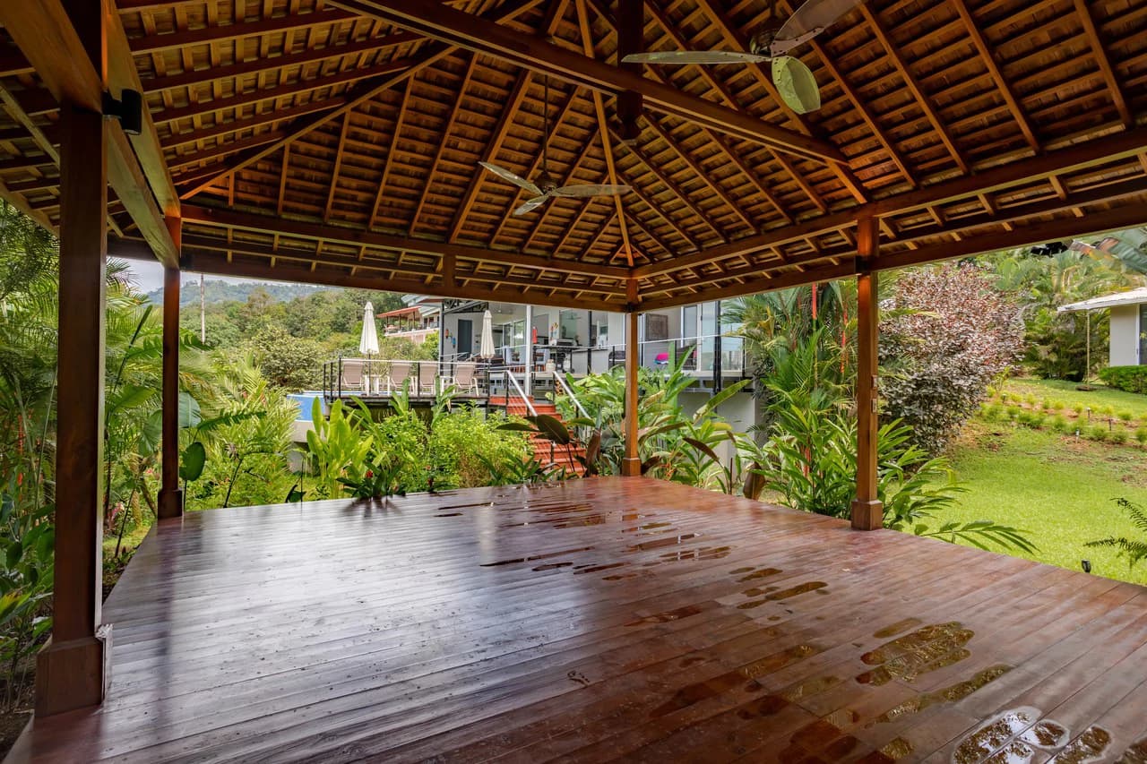 Luxury Villa with Guest House and Ocean Views of Costa Ballena - photo 46