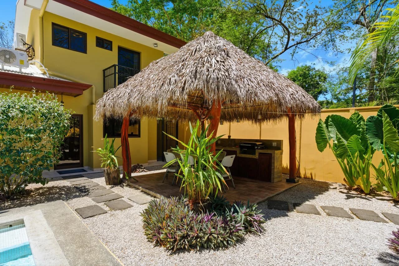 Casa Plumeria: Tropical 4-Bedroom Retreat with Pool Just Steps to Potrero Beach - photo 25