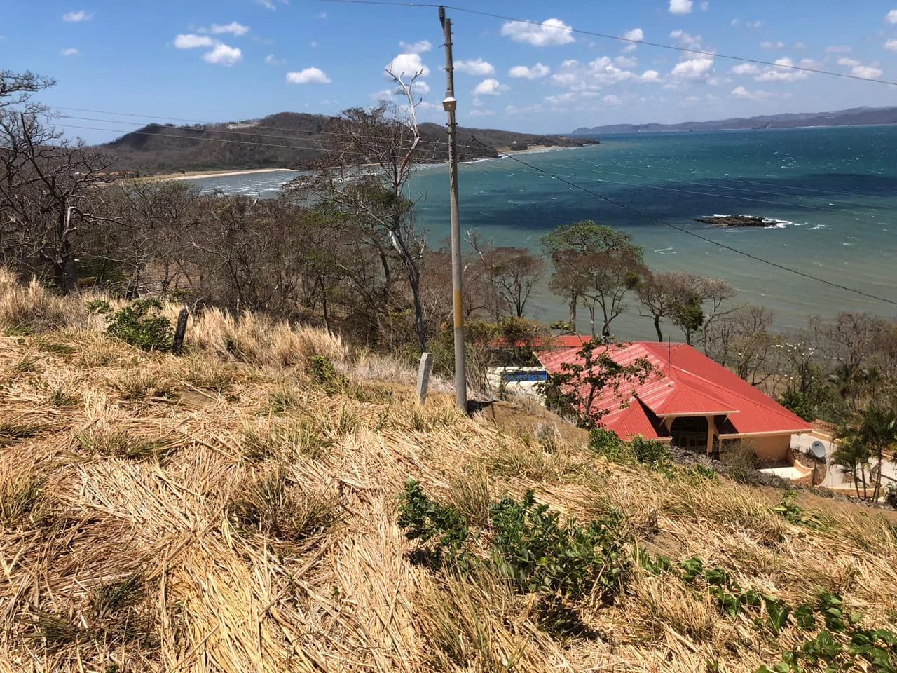 Prime ocean view property for sale, just 70 meters from the public beach area - photo 12