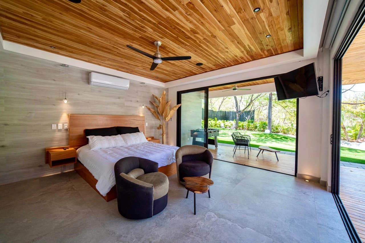 Casa La Ola Perfecta: Luxury 5-Bedroom Home with Pool, short walk to the Beach in Hacienda Pinilla - photo 45