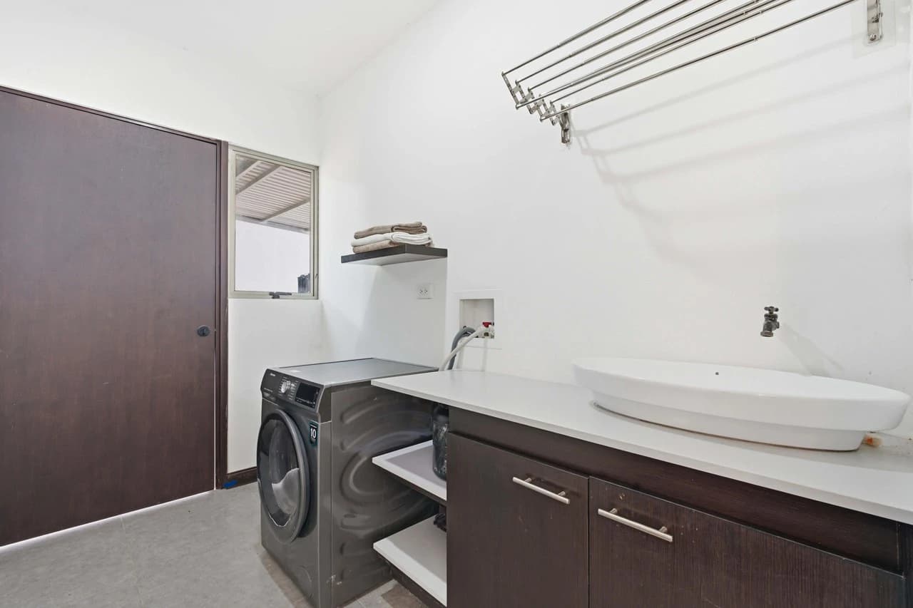 Casa Mykonos: Modern Coastal Living with Private Pool in Surfside Playa Potrero - photo 19