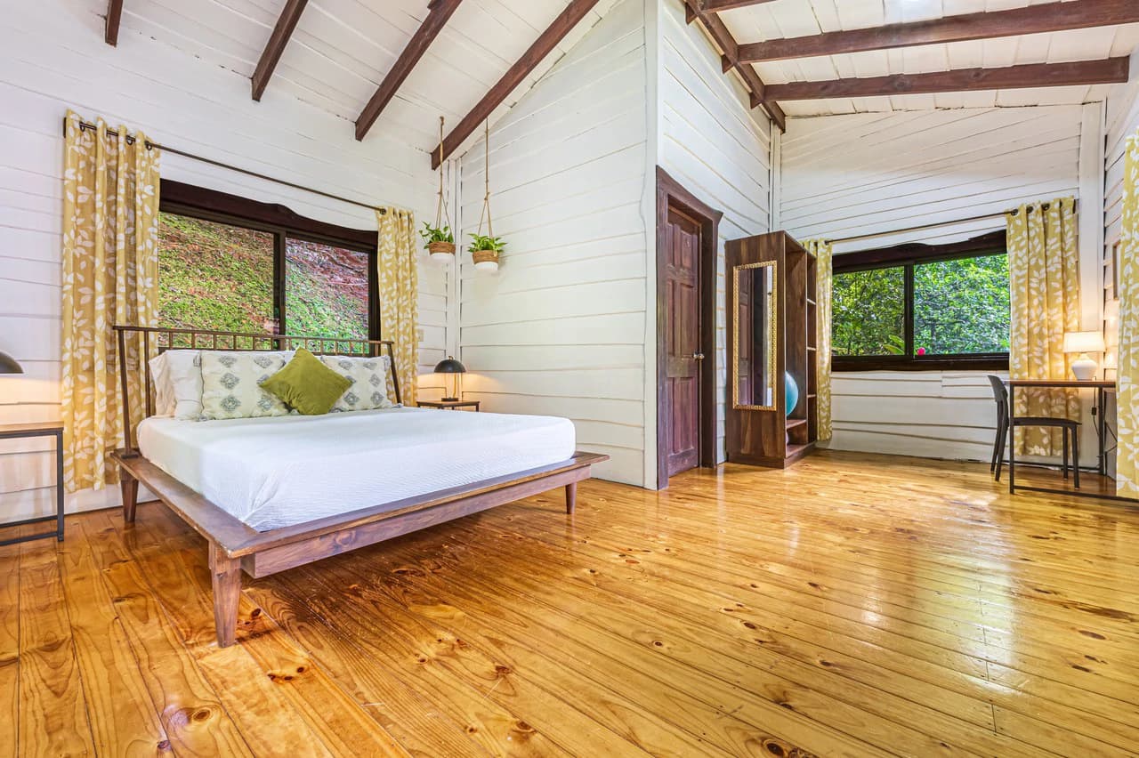 A Jungle House Built of Wood & River Dreams - photo 14
