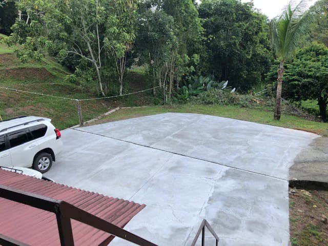 0.27 ACRES – 3 Bedroom Solid & Beautiful Home In Central Location, Easy 2WD Access!!! - photo 15