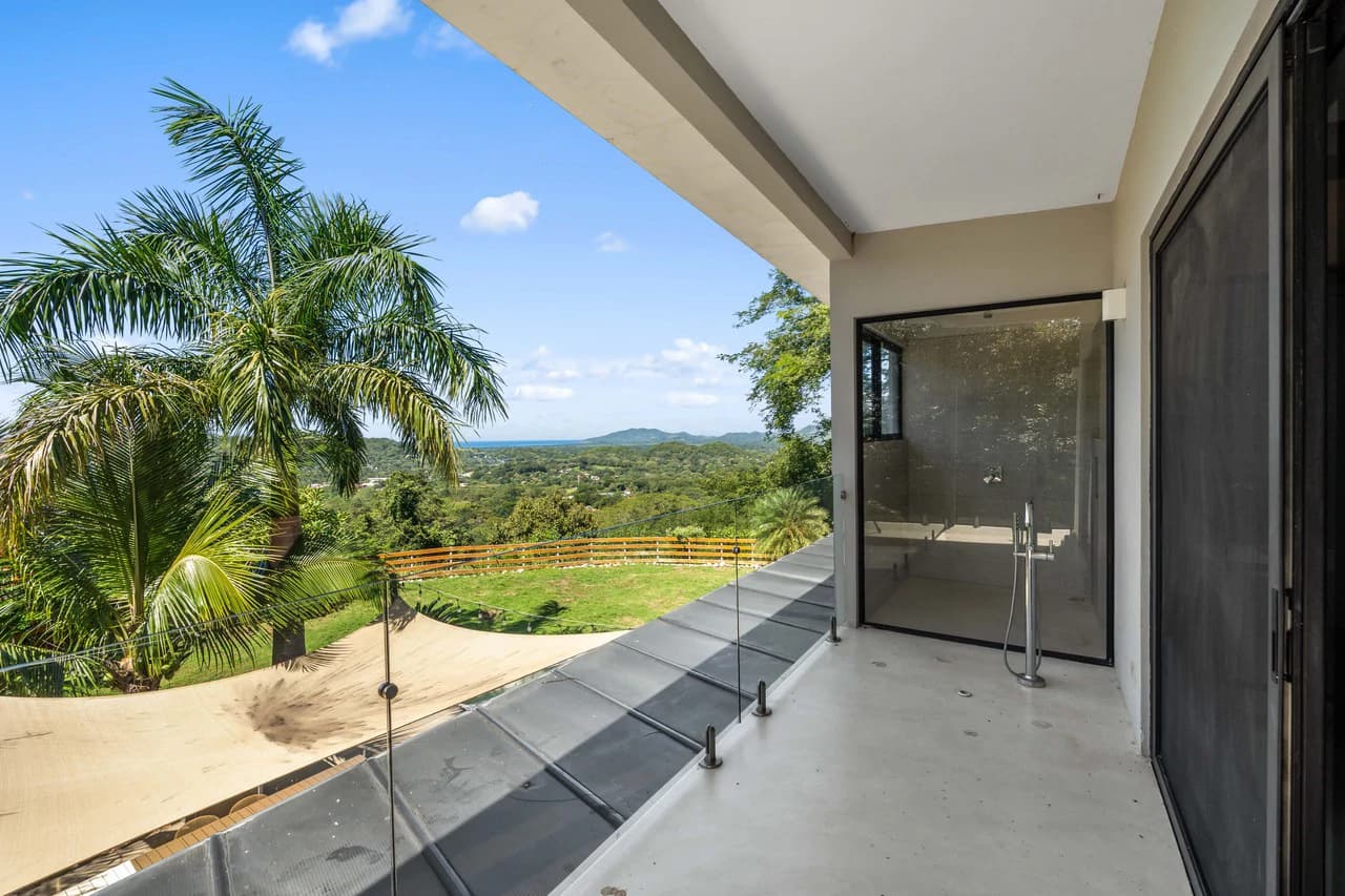 Casa Siempre Surfeando: Ocean Views + 1.45 Acres - photo 19
