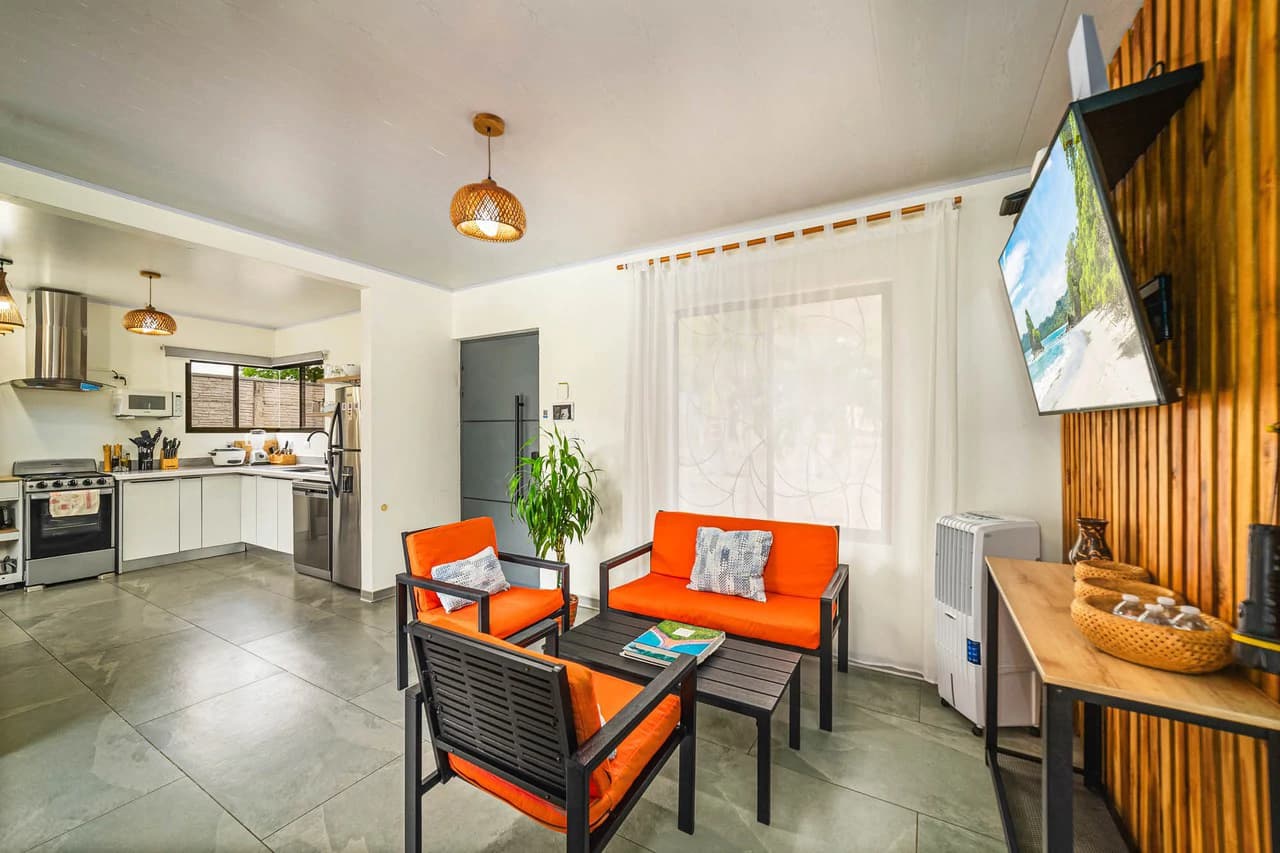 Casa Diria: Peaceful Turnkey 2BR Near Beaches - photo 20