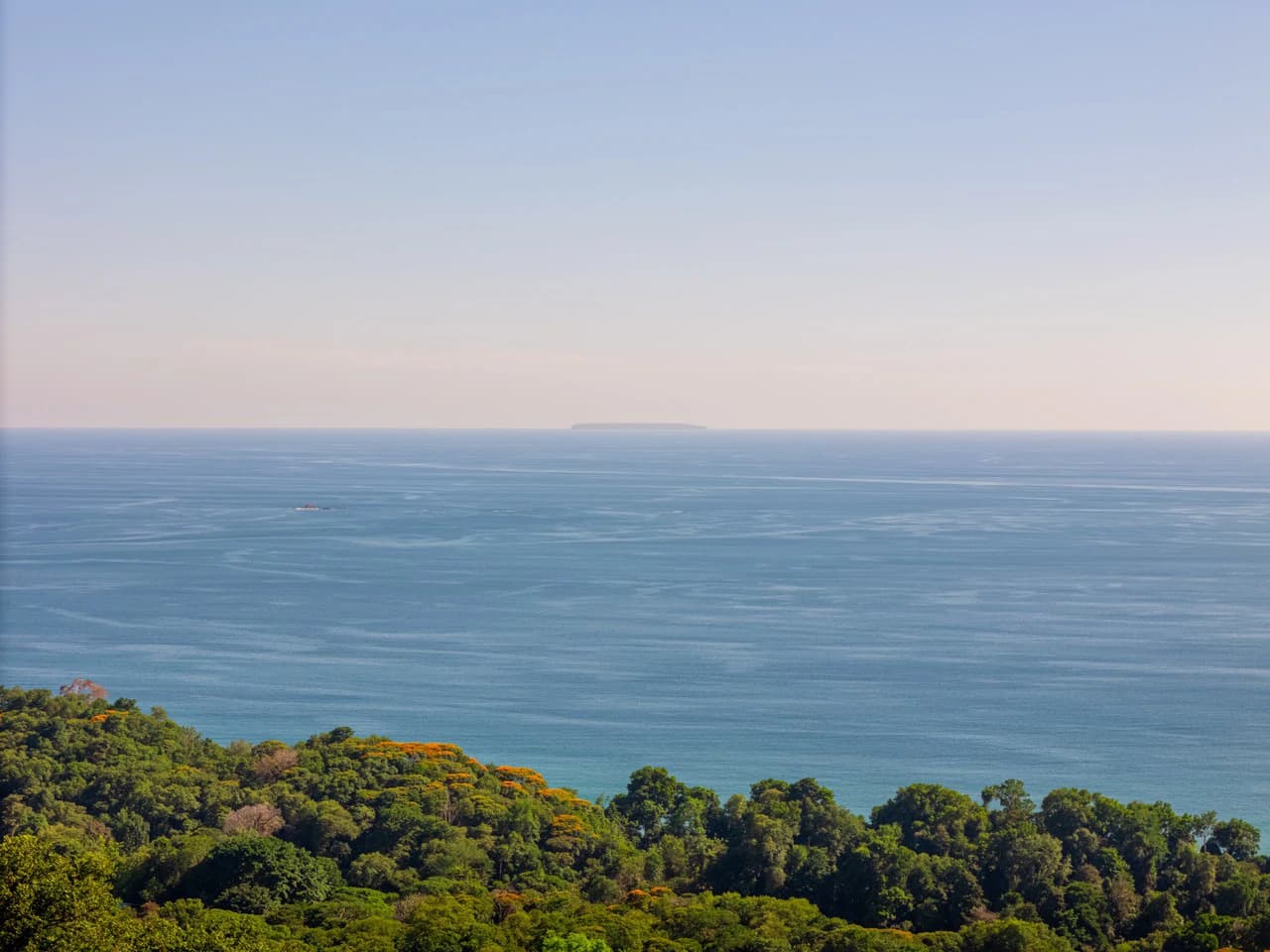Casa Vista Harmonia: Legendary Ocean Views and Sustainable Living! - photo 15