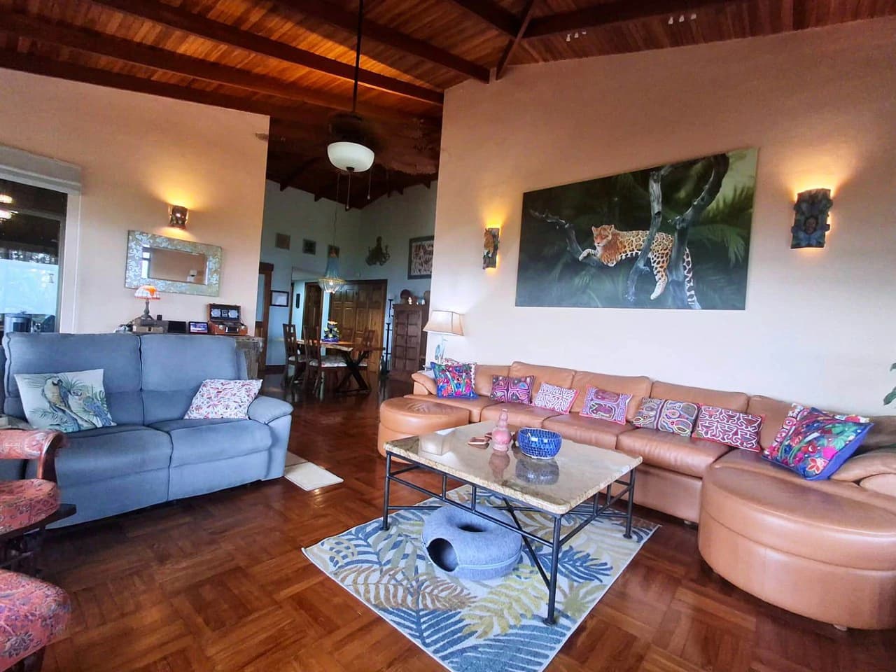 Casa Pristine Elegance: A Rare Costa Rican Estate with Unobstructed City-to-Ocean Views! - photo 13