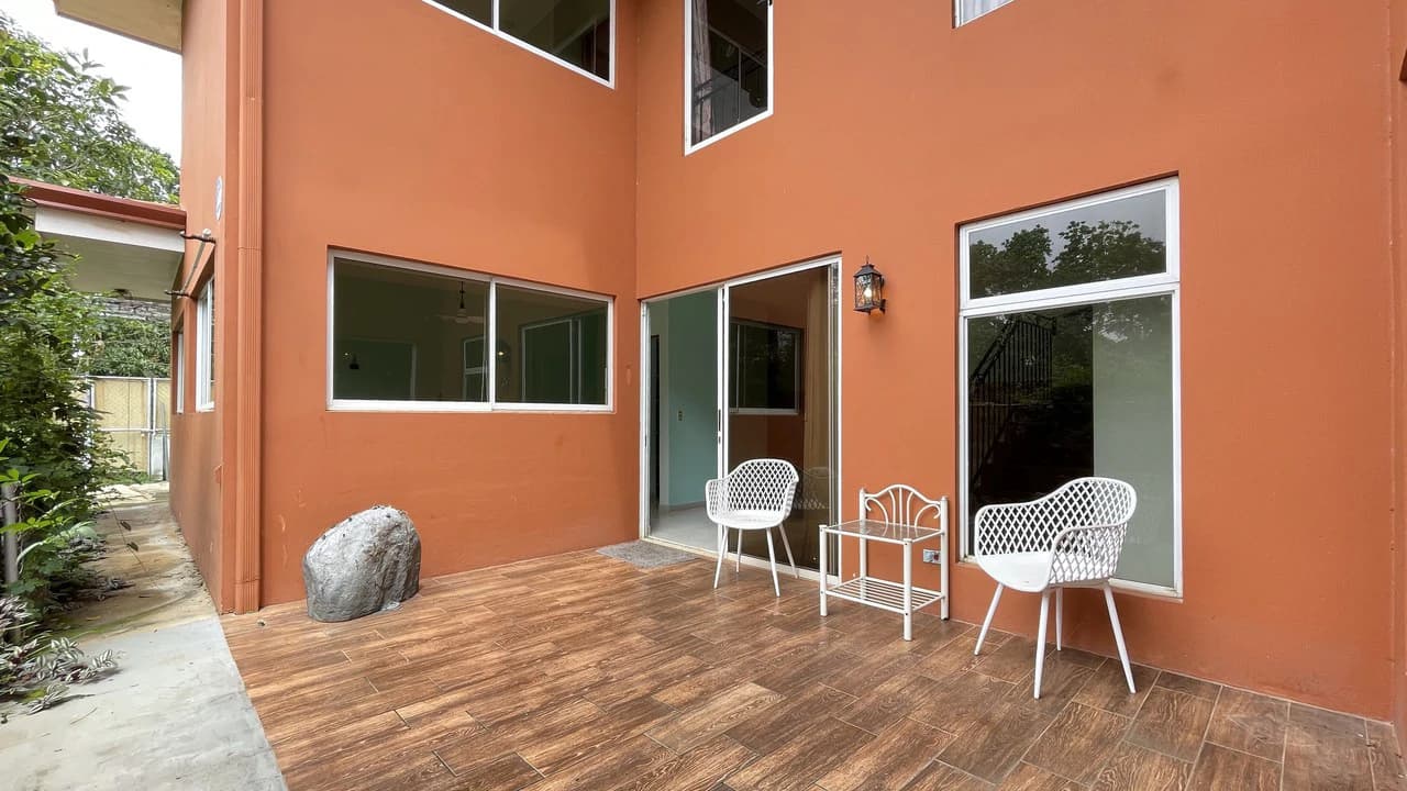 Two-Story House for Sale in Grecia, Alajuela - photo 16