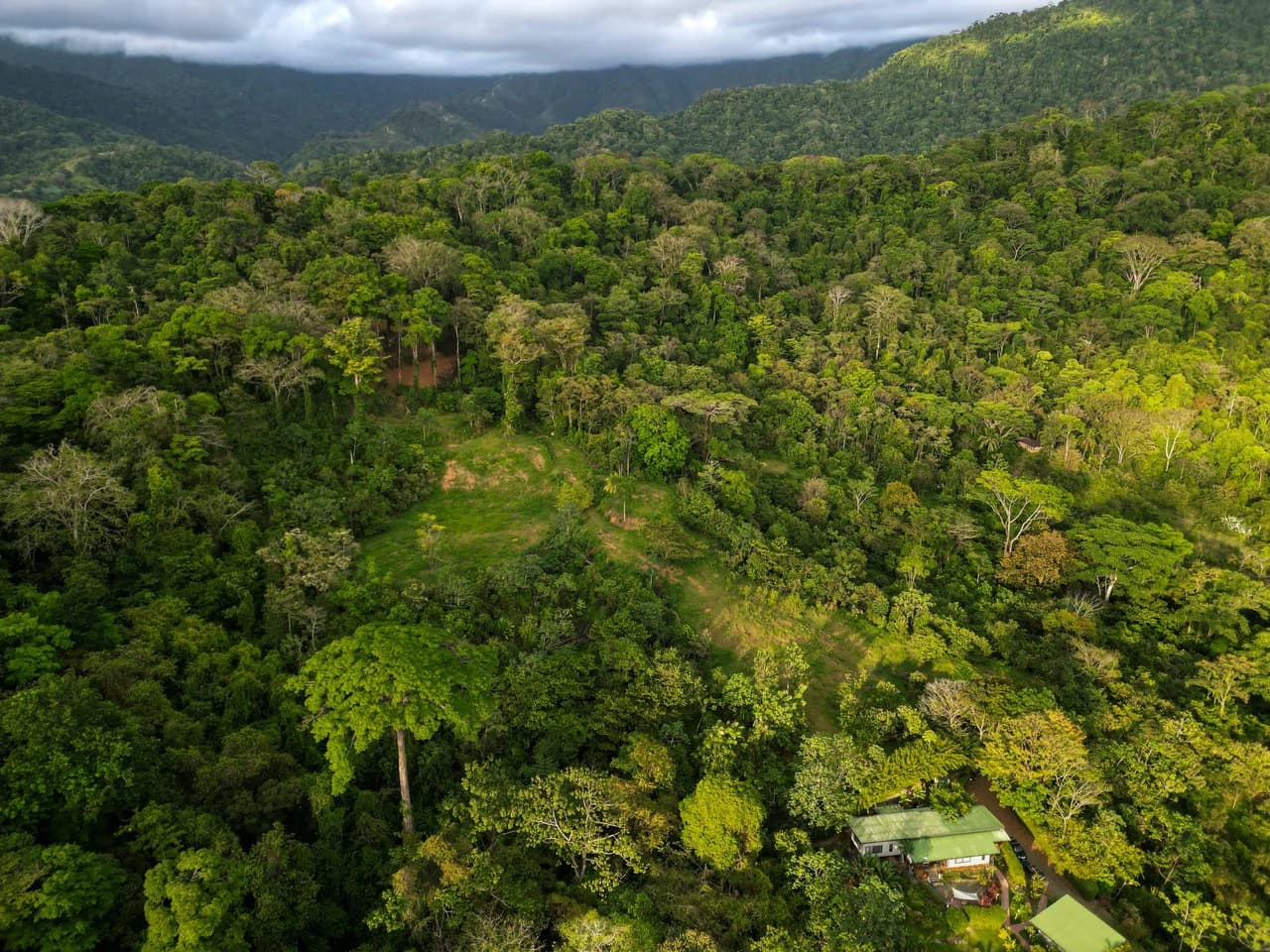 Build Your Vision in Uvita – 15.9 Ocean View Acres with Easy Access + Utilities Ready! - photo 7