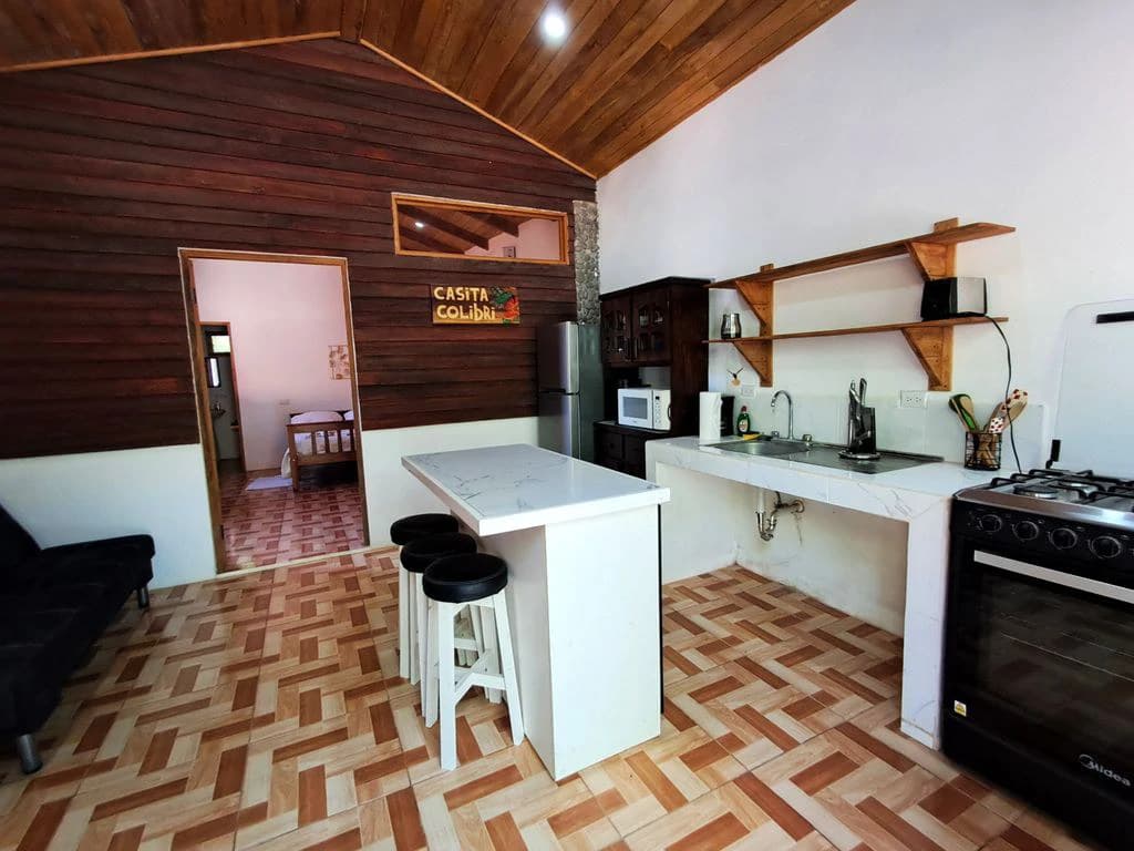 Casa Colibri: Tropical Home with Casita, Pool & Prime Buenavista Location - photo 13