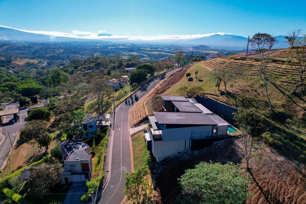 Modern Oasis Home for Sale in Naranjo - photo 2