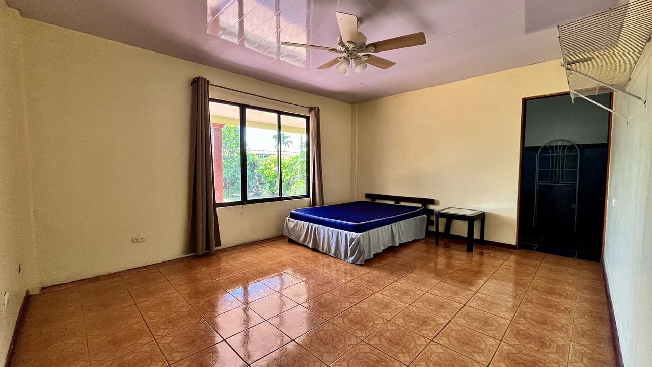 House For Sale in Daniel Flores - photo 9