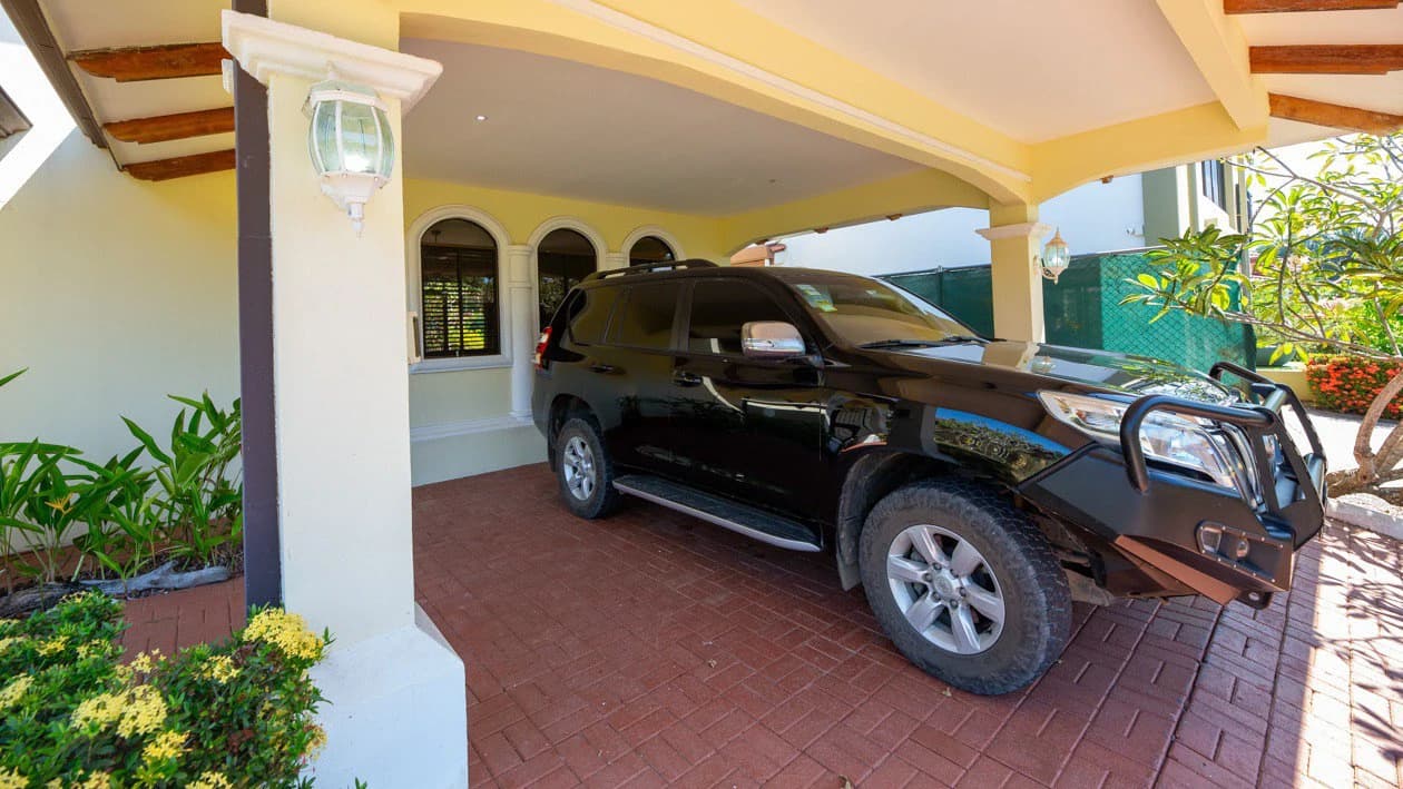 Casa Agustito in Bejcuo: Near the beach in highly sought after community! - photo 3