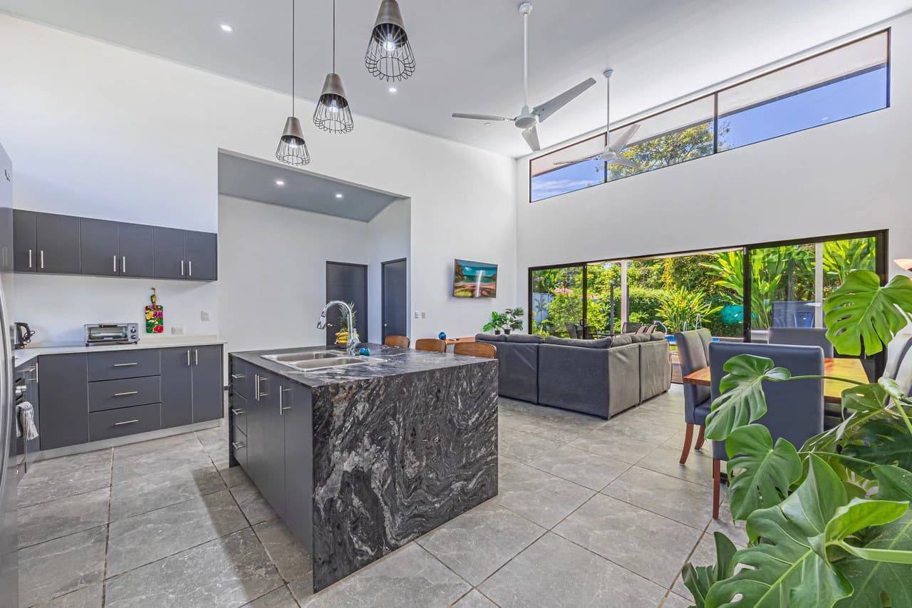 Tropical Modern Residence near Marino Ballena National Park - photo 17