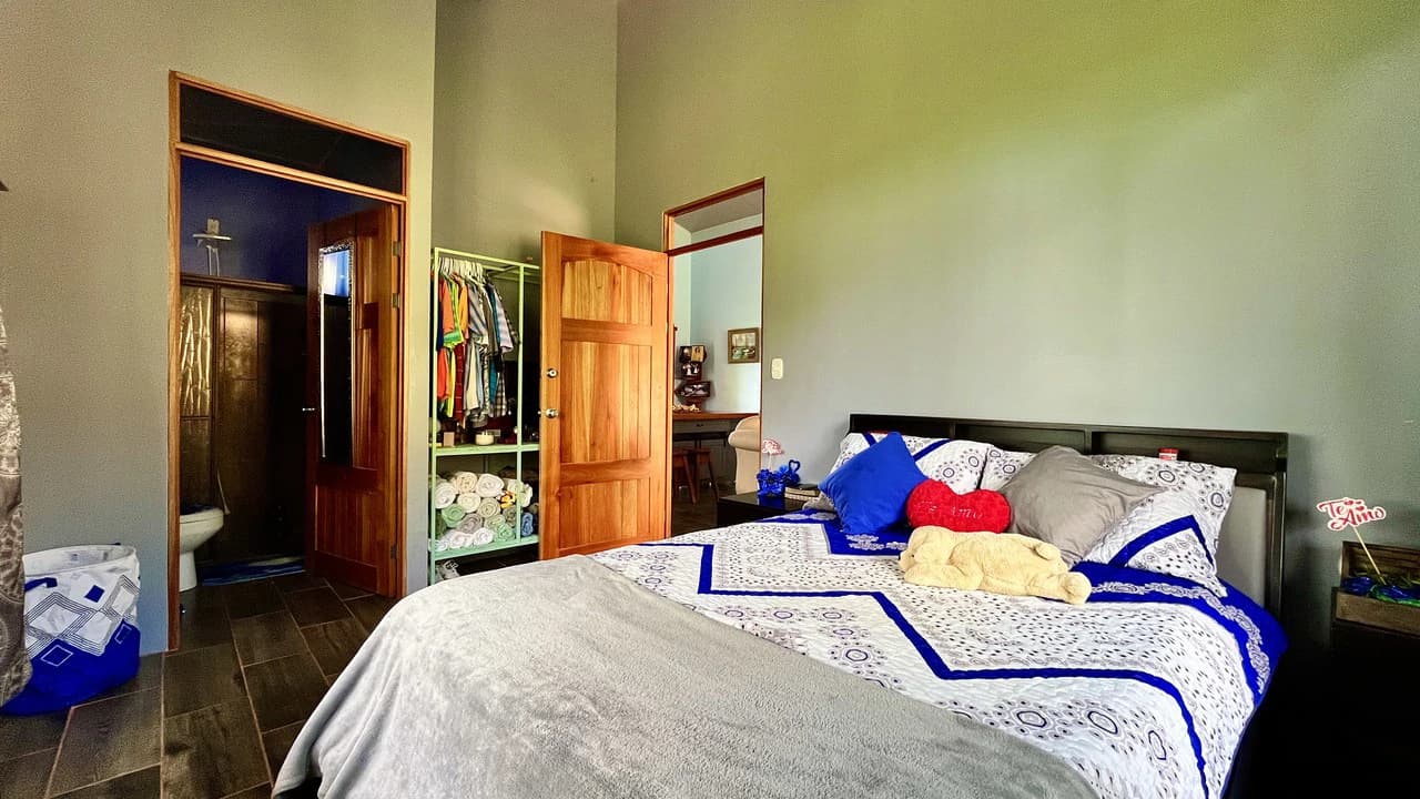 Mountain and Countryside House For Sale in Daniel Flores - photo 17