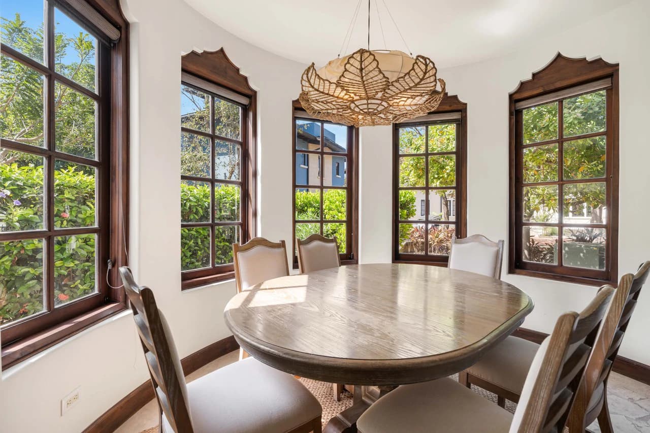 10 Plaza Carlota: A Rare Single-Level Gem in Las Catalinas - photo 5