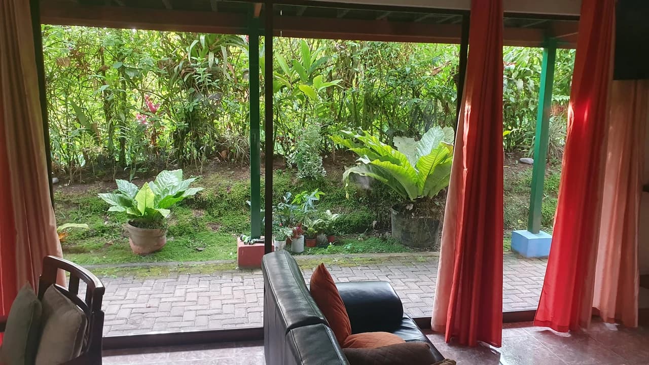 2 Bedroom home with lake and volcano view - photo 15