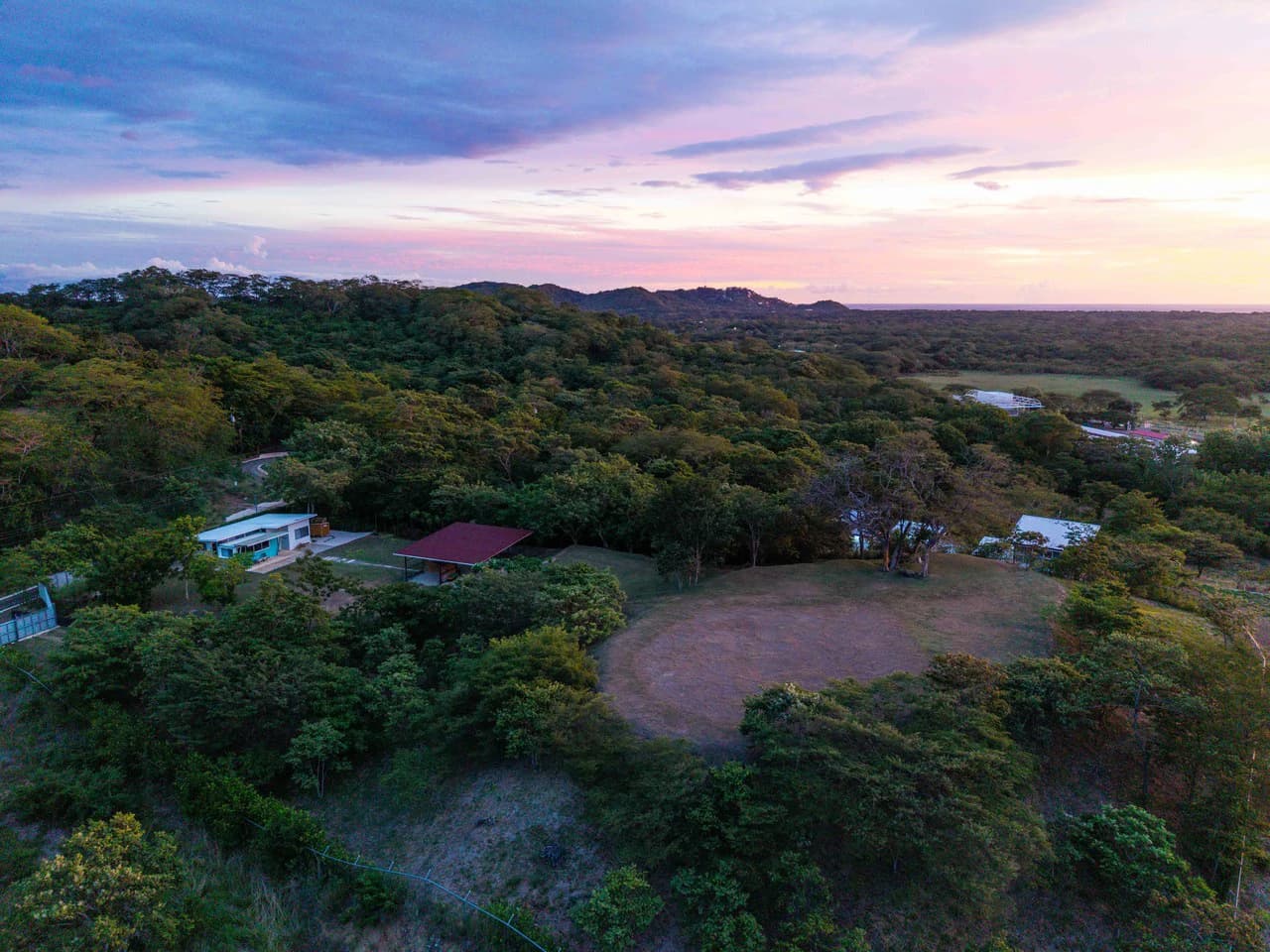 Surf Shack: Ocean-View Property with Home and Development Potential - photo 19