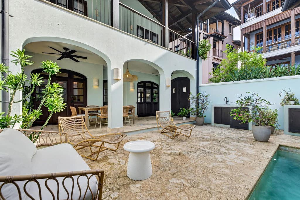 16 Calle La Ronda: Renovated Three-Bedroom Home Steps from Playa Danta - photo 14