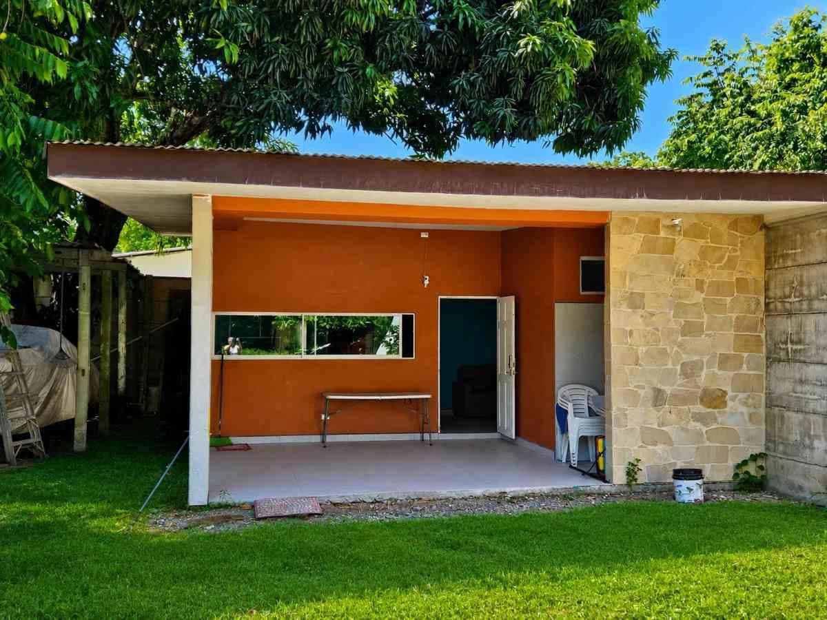 ID 4218:: Quiet Residential Home in Paquera