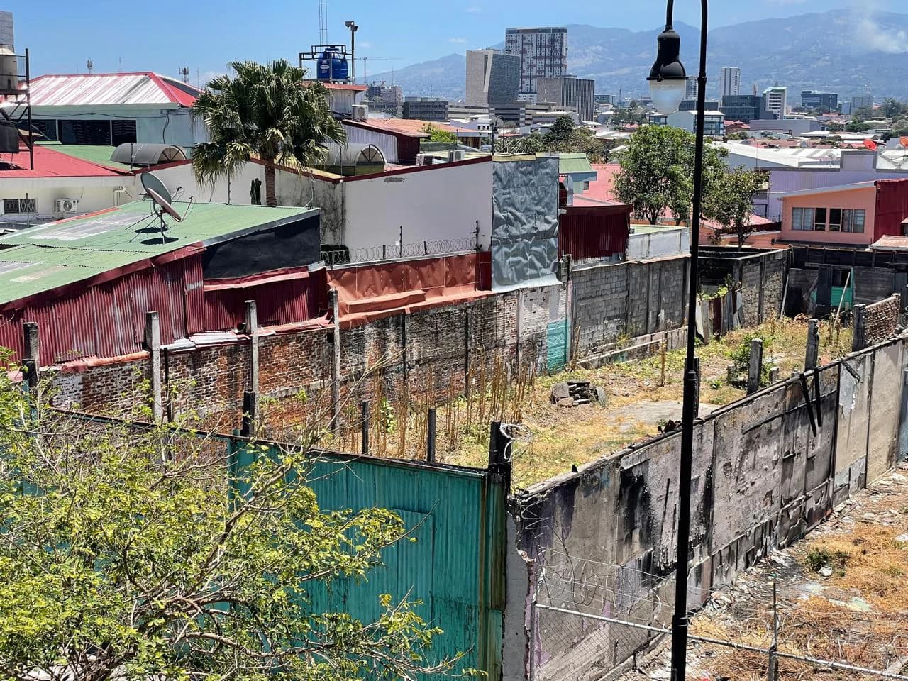 Commertial lot for sale San Jose Costa Rica close la Biblica Hospital - photo 5