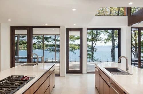 Aron: Introducing The Aron a stunning residence featuring panoramic glass walls that frame breathtaking views of the ocean and the natural beauty of Costa Rica. This 3-bedroom, 3-bathroom home boasts - photo 2