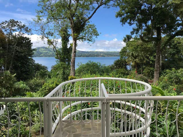 Villa Corazon: Unique LAKE FRONT property, 2 Villas and Tiny house on 5 acres with lake access. - photo 55