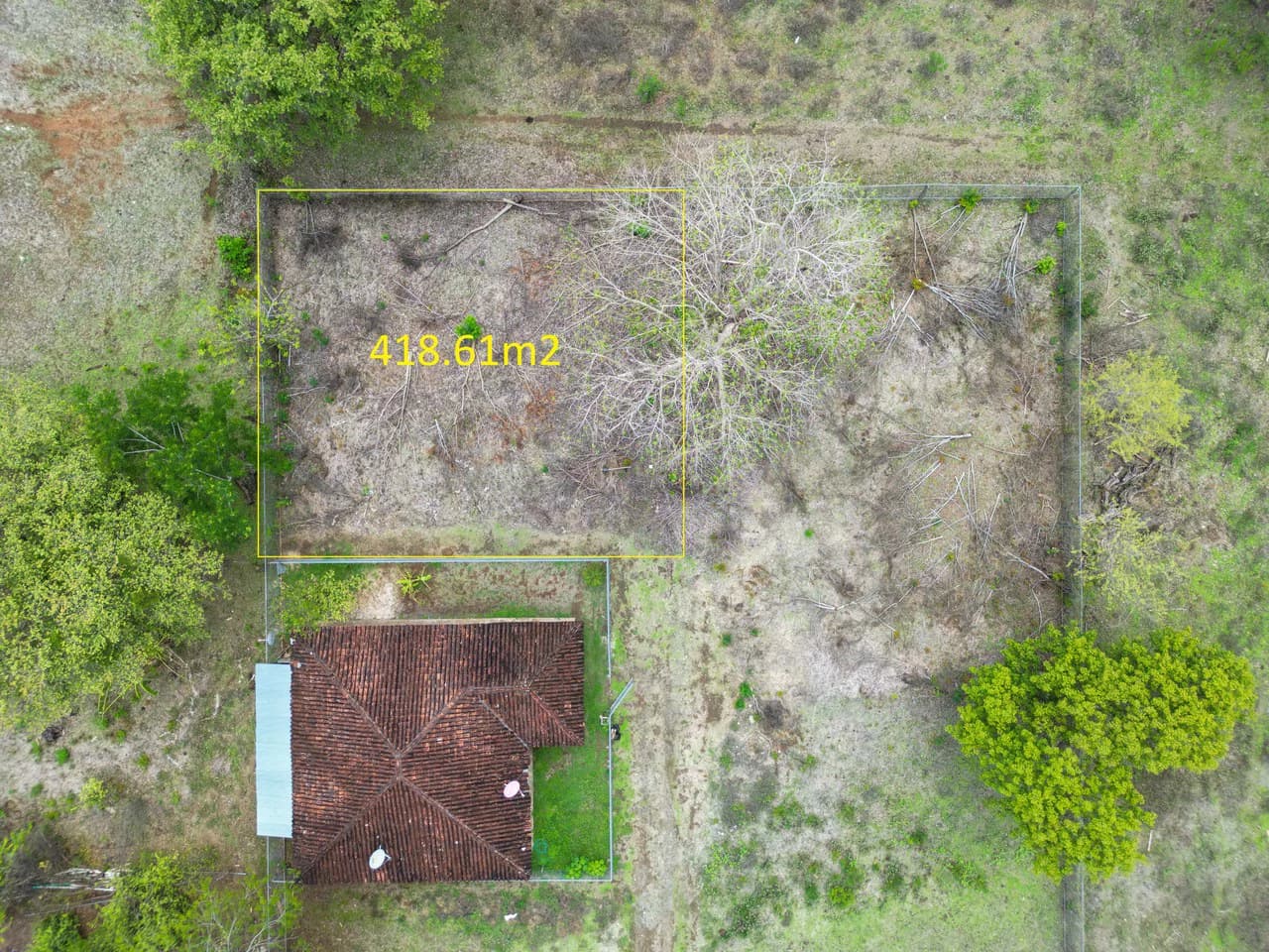 418m2 Lot with Water in Playa Potrero: Ready-to-Build Lot with Approved Plans & Renders - photo 2