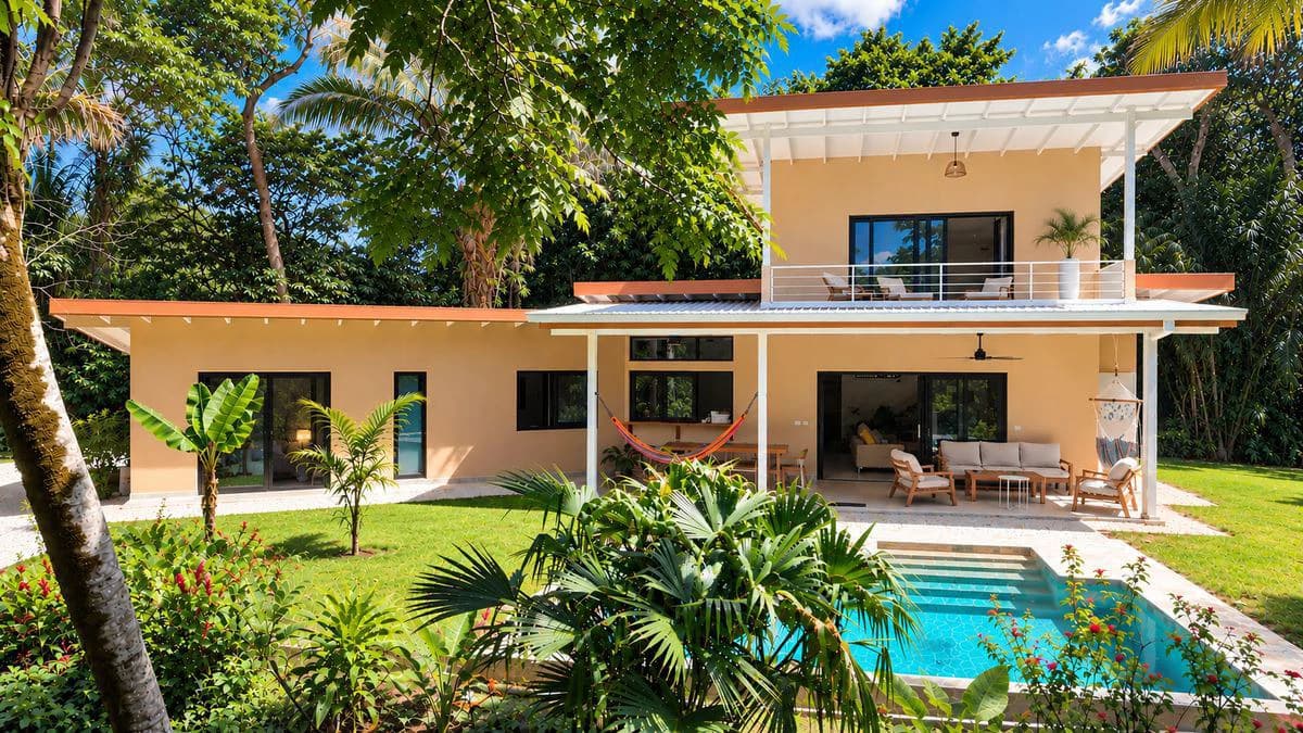 Casa Selva Serena: 3-Bedroom home & Guest Unit | A Rare Tropical Setting Just Minutes from Sámara Beach - photo 3