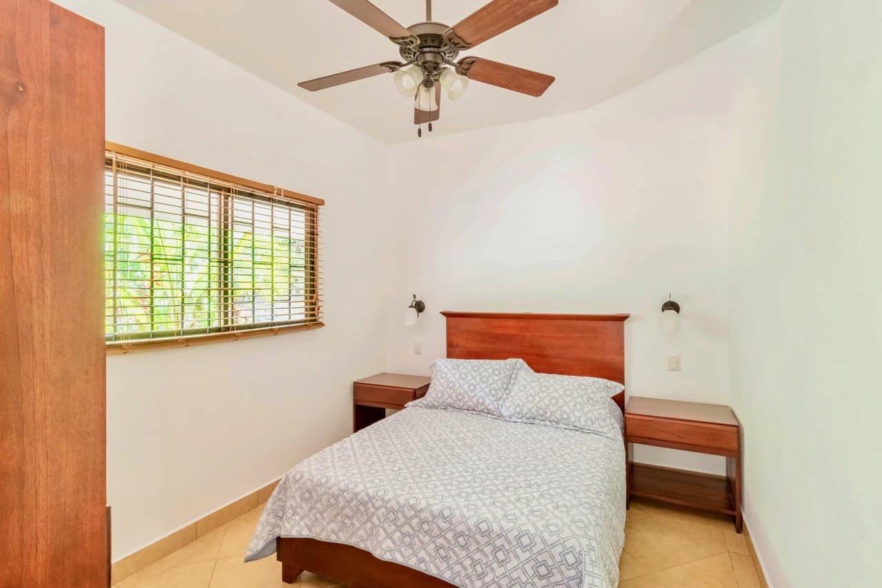 2.8 ACRES – 10 Income Producing Condos with a Pool and Spectacular Ocean and Mountain Views! Gated Community of Cascada Azul, 15min to Dominical Beach!!!: Near the Coast, Mountain and Countryside Apar - photo 14