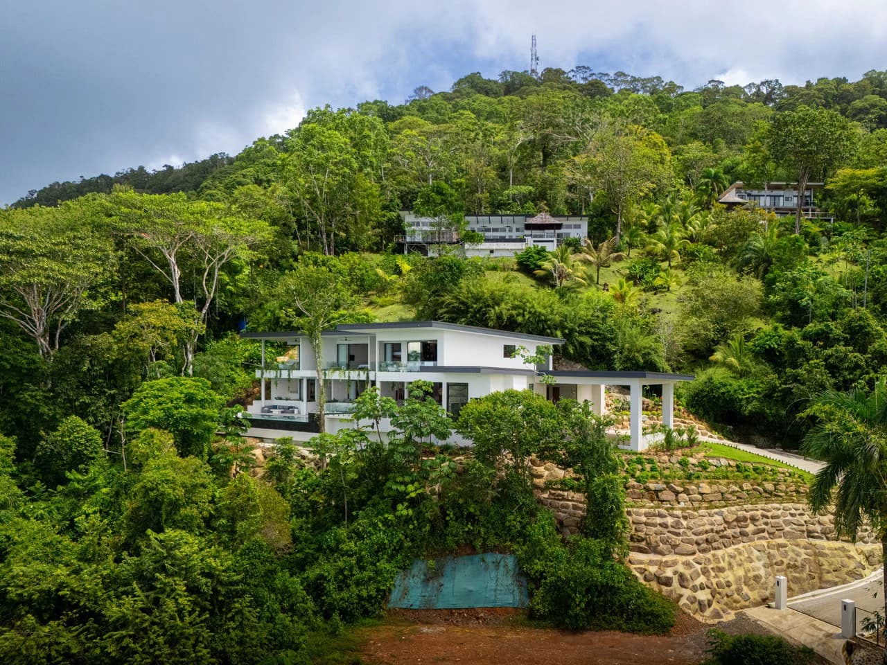 Acqua Blu: Mountain House For Sale in Escaleras - photo 4