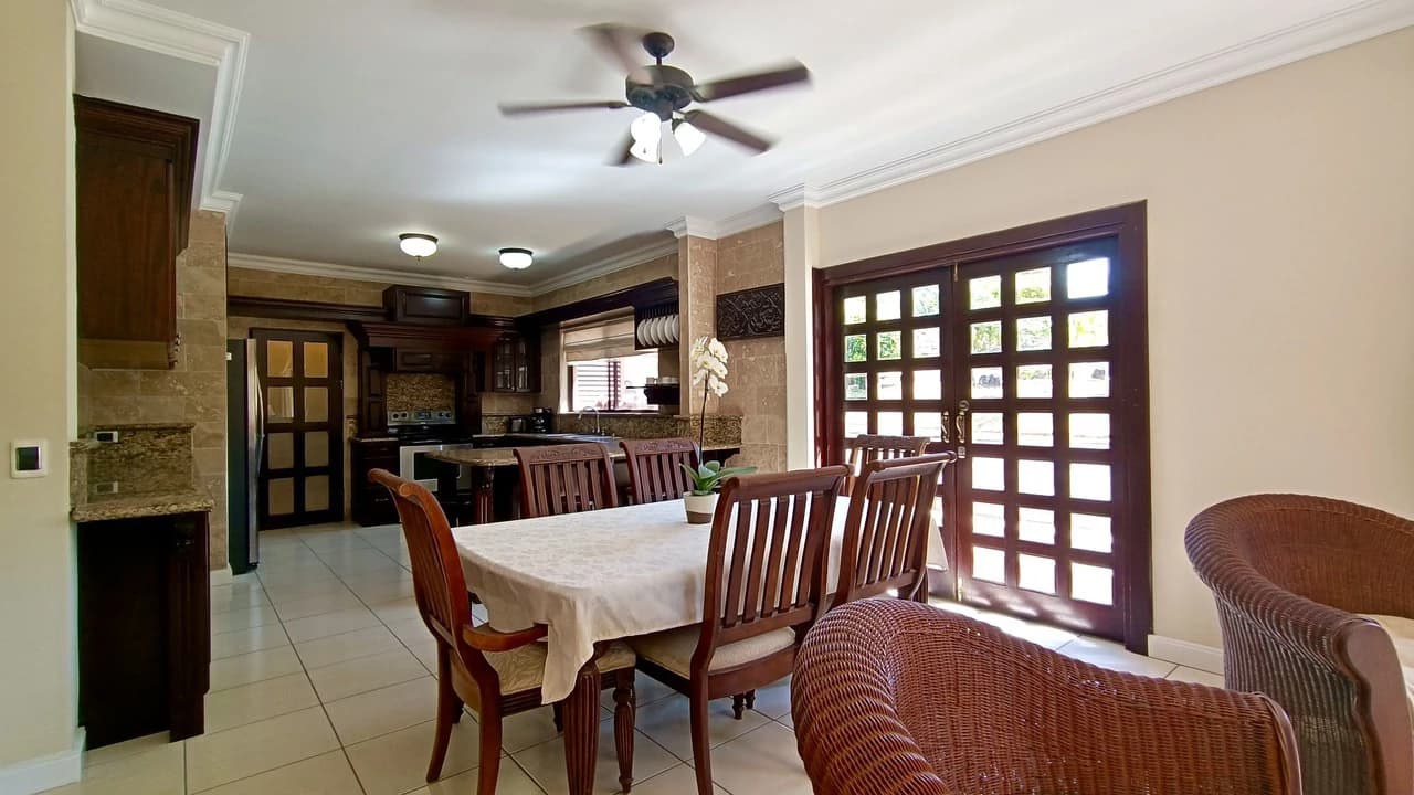 House for sale in Belen, Heredia, Costa Rica. Totally furnished!!! - photo 7