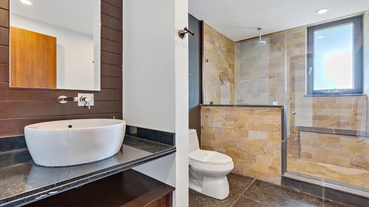 Panoramic Condos 26A: Live in the number one luxury development with private beach in the national reserve of Manuel Antonio - photo 14