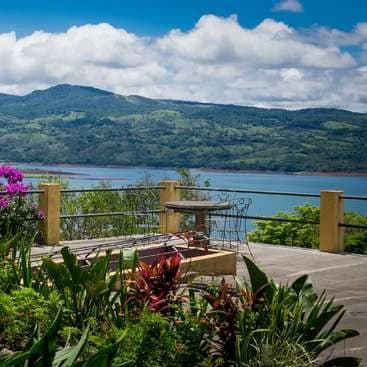 Lake Arenal Hotel & Resort: Well established Hotel overlooking Lake Arenal - photo 3