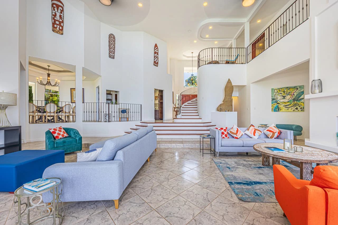 17 ACRES – 5 Bedroom Grand Estate, Guest House, SPECTACULAR VIEWS!!! - photo 13