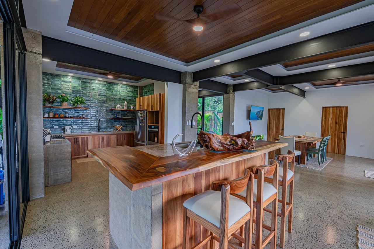 Casa Las Brisas Stunning Whale’s Tail Ocean View Home in Uvita - photo 25