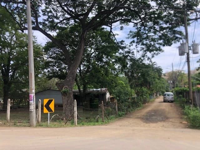 Great Opportunity - Commercial Property in Coco Beach - photo 2
